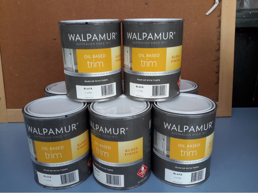 Walpamur. Gloss Finish. Black. 8x1L Oil Base. [94685+10]