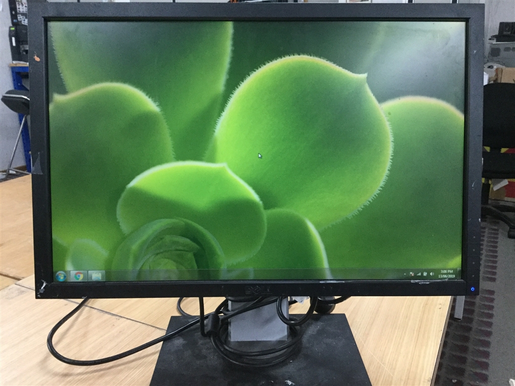 Monitor, Dell P2210t 22” LCD Monitor, Appears to Function