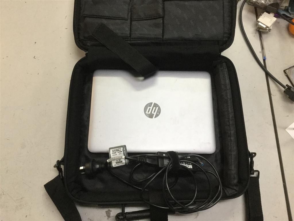 Laptop, HP EliteBook 820 G3, with Carry Bag, Appears to Function