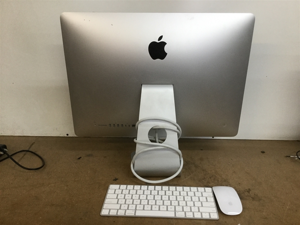 iMac (21.5-inch, 2017), Appears to Function