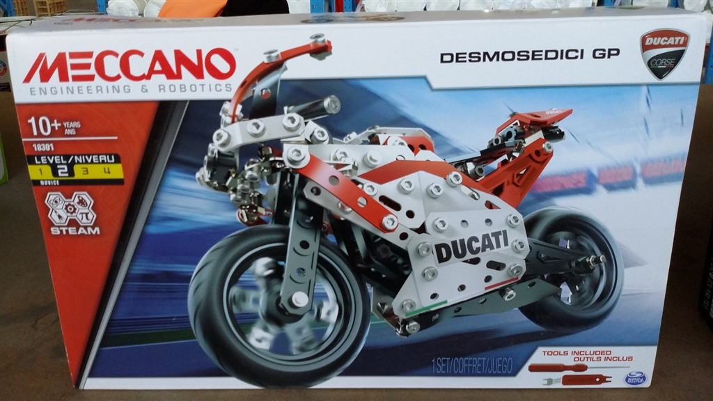 Model 1 x Meccano Lego