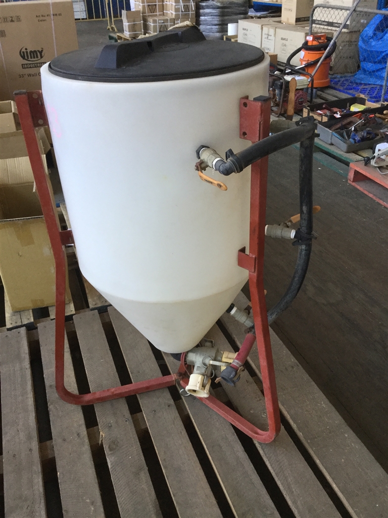 Ag Chemical Mixing Hopper -Freestanding with 2" Camlock Fittings