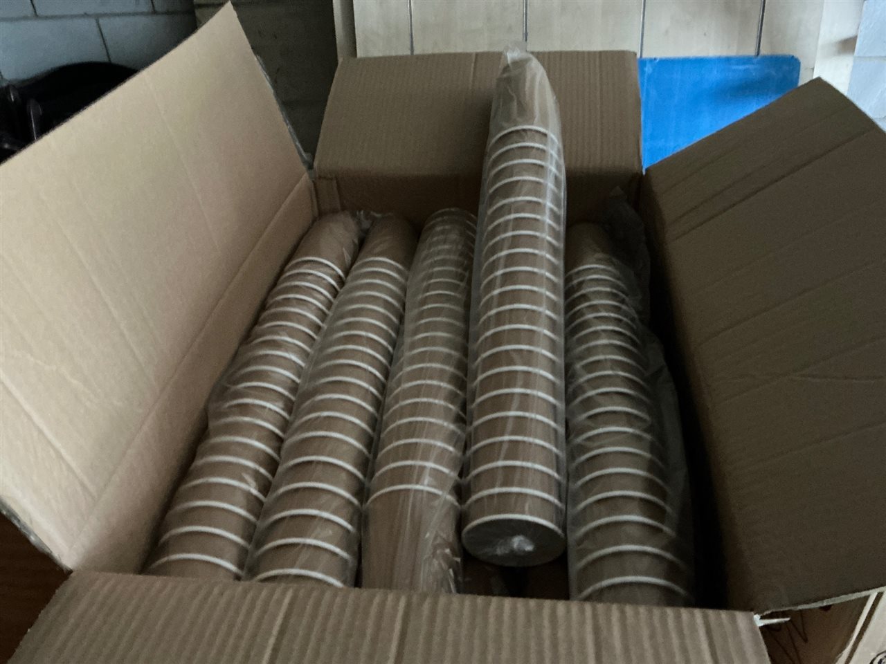 Carton of 500 - 16 Ounce Paper Cups     -   (Collect From Modbury )