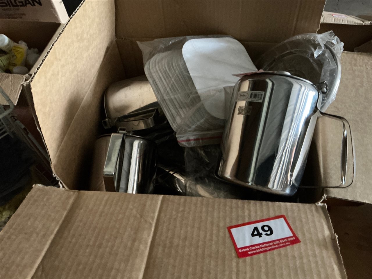 Carton of Stainless Steel Jugs    -   (Collect From Modbury )