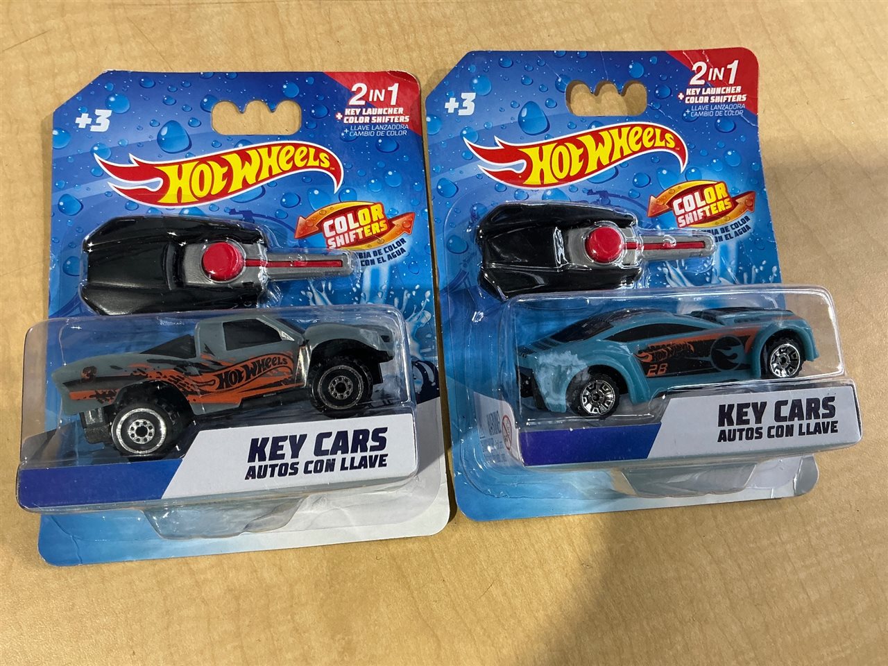 HOTWHEELS  Key Cars x 2
