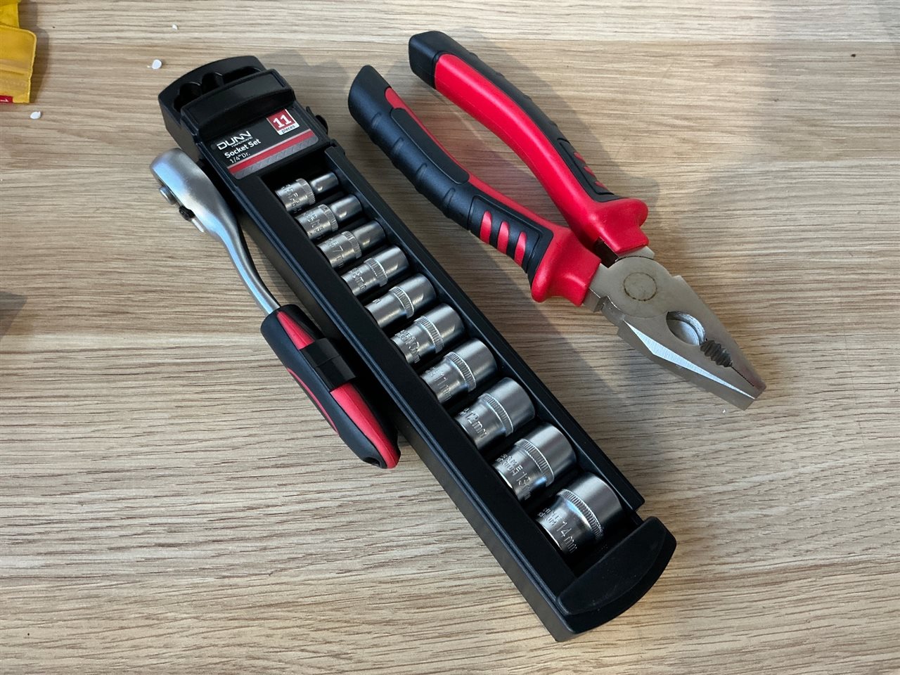 Dunn ¼” Drive Socket Set and Pr Pliers