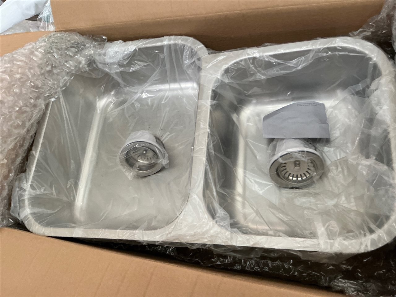 Argent - Tempo Main Bowl & Rh Offset 3/4 Bowl-sold per each  - RRP $265