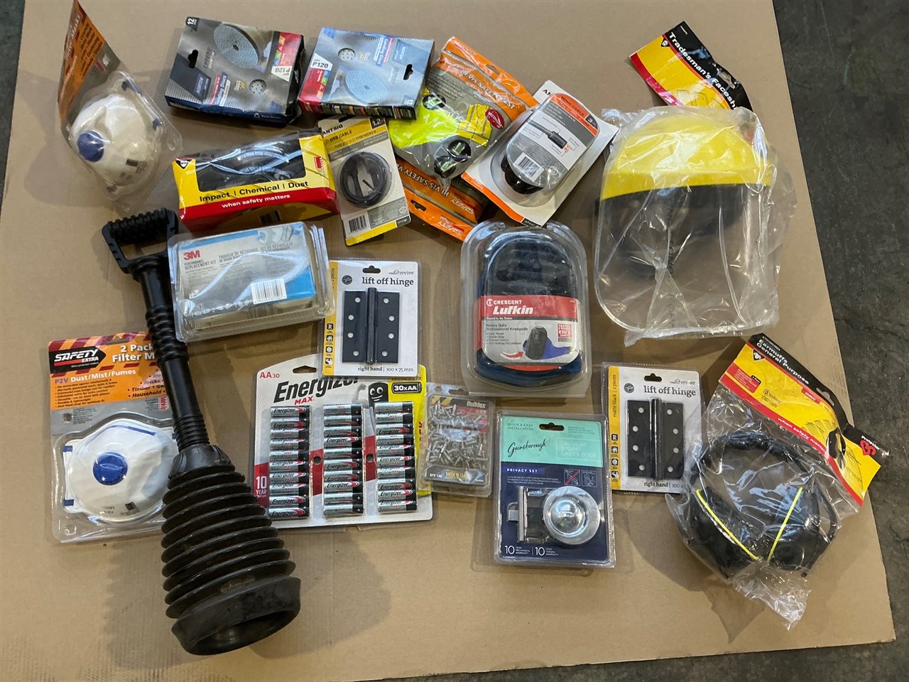 Quantity of Asstd. Hardware