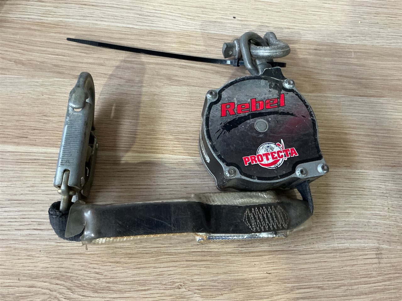 Retractable Tool Balancer