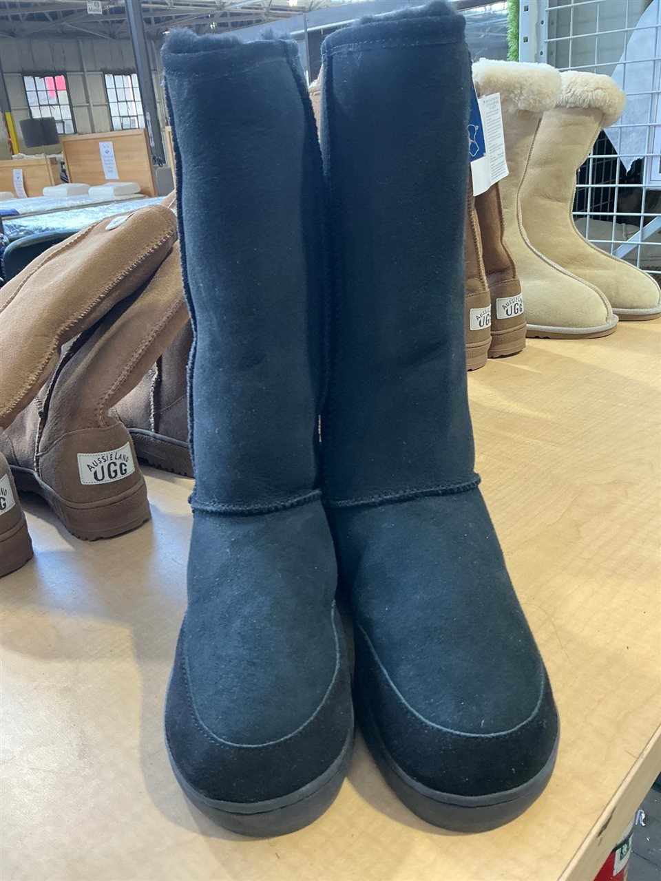 AussieLand UGG Pull On Leather Upper, Synthetic Sole, Black, EUR37, ENG3, 23cm