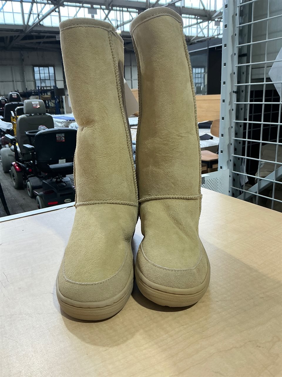 AussieLand UGG Pull On, Leather Upper, Synthetic Sole,, EUR36, ENG3, 23cm