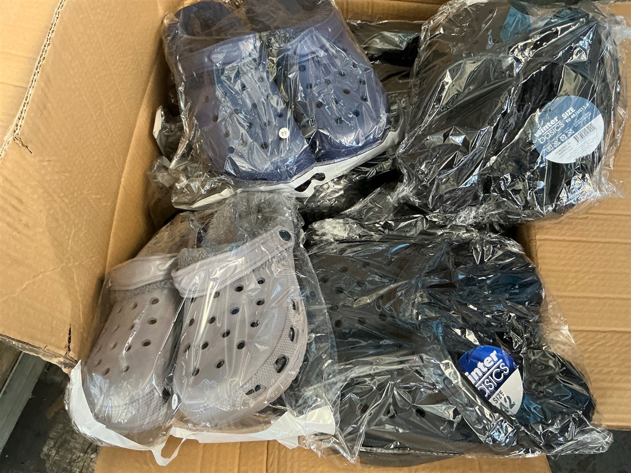 Clogs Fur Lined Mens- Carton of 24 Pair - Black,  Grey ,Blue Sizes 41- 45