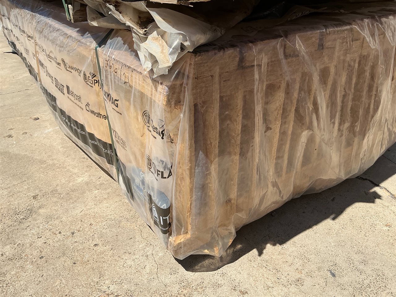 Spec Joist 90 Series H2S 360 x 89, 16 @ 3M, Equals 48 L/m - PK# 3D3423 Thumbnail