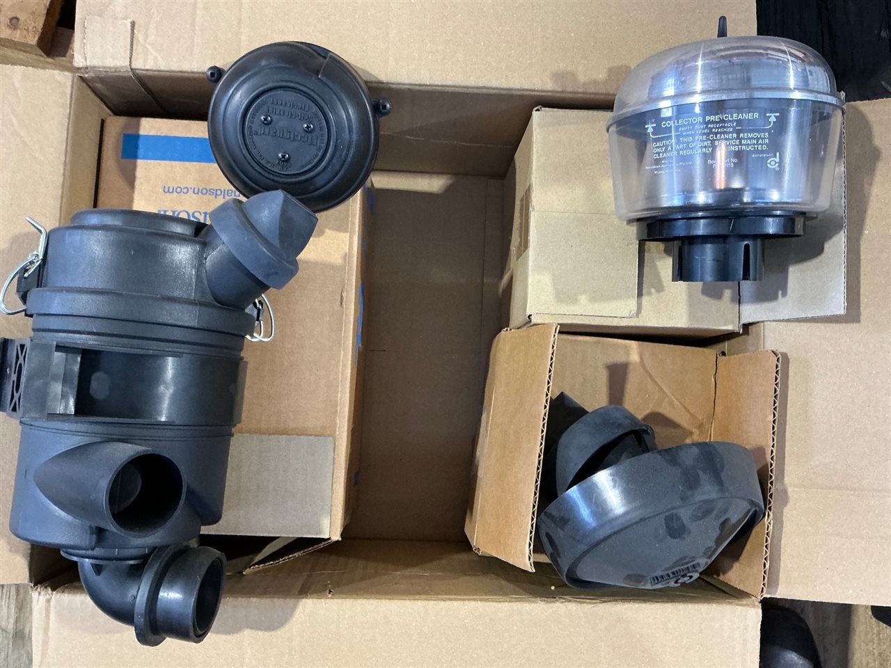 Donaldson Air Cleaner Accessories
