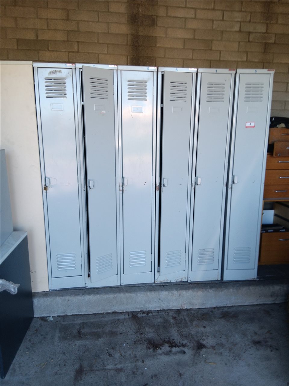 Lockers - Quantity of 12 Single Door Lockers H 1805 mm x D 457 x W 302 mm ( Collect From Port Lincoln Campus)
