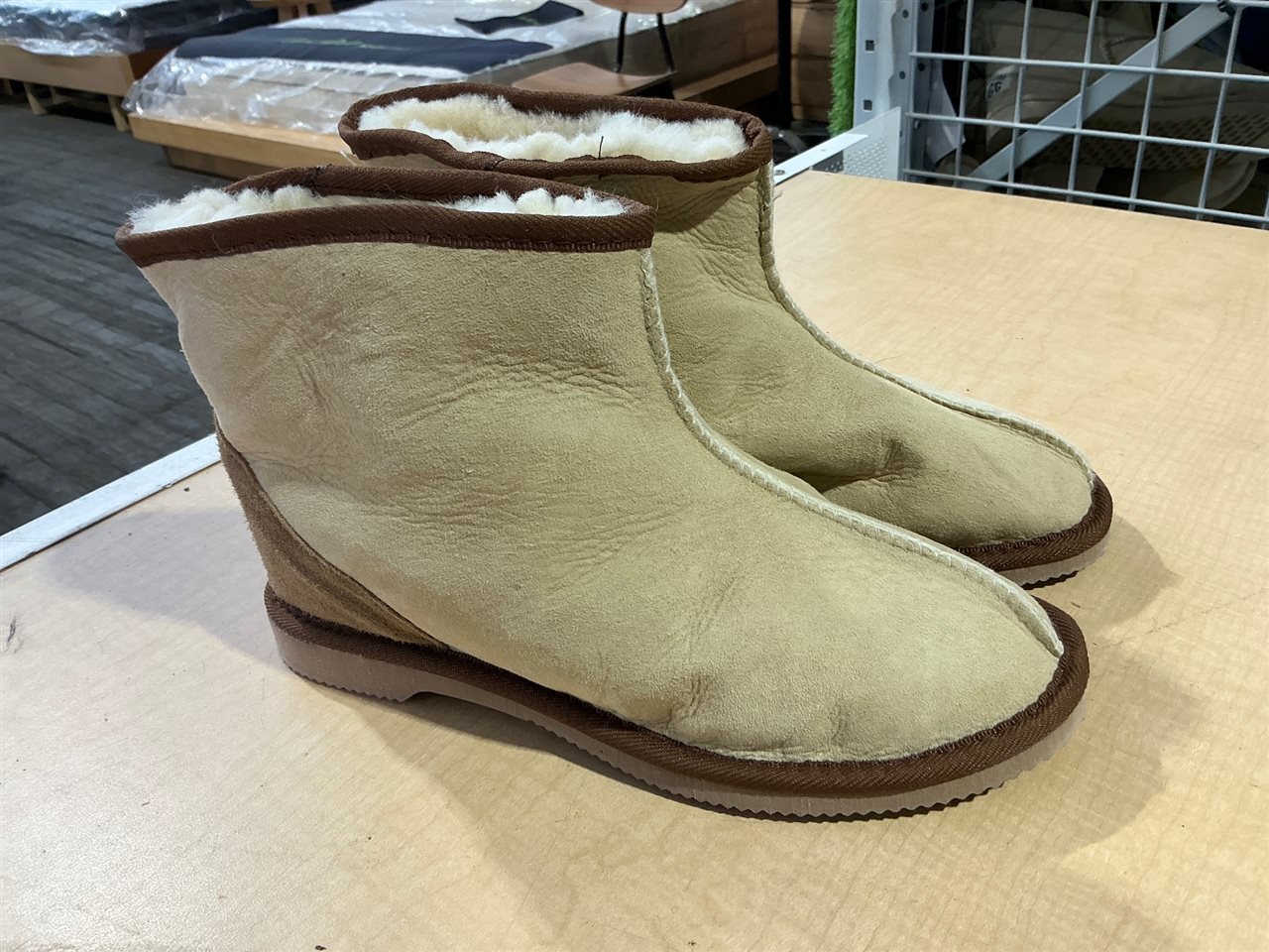 Slippers, Leather Upper, Synthetic Sole ,Sand, Size 6