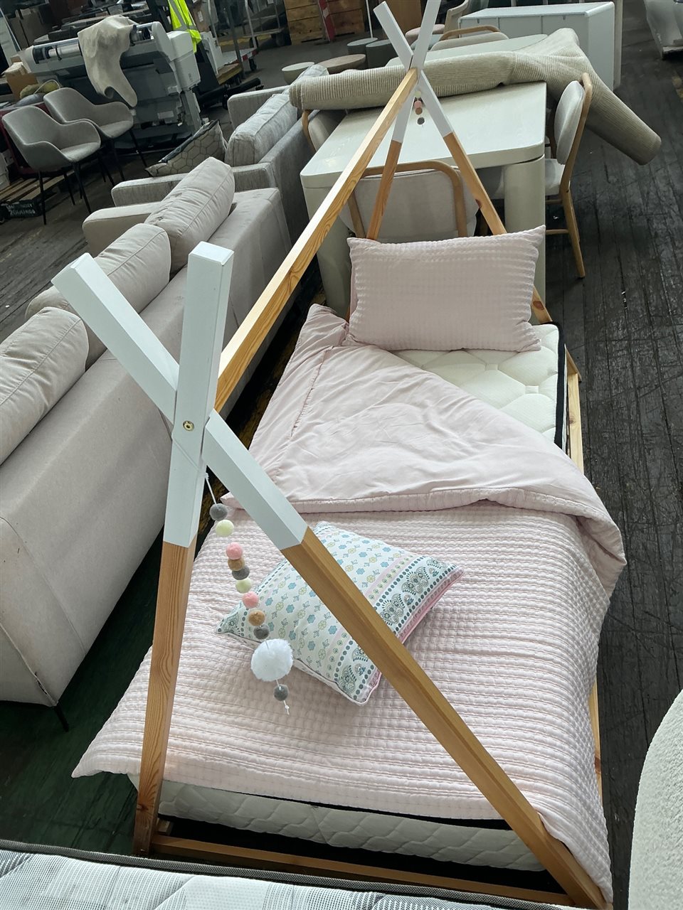 Single Bed, Tent Shape, Includes Mattress, Donna & Cover, Pillow