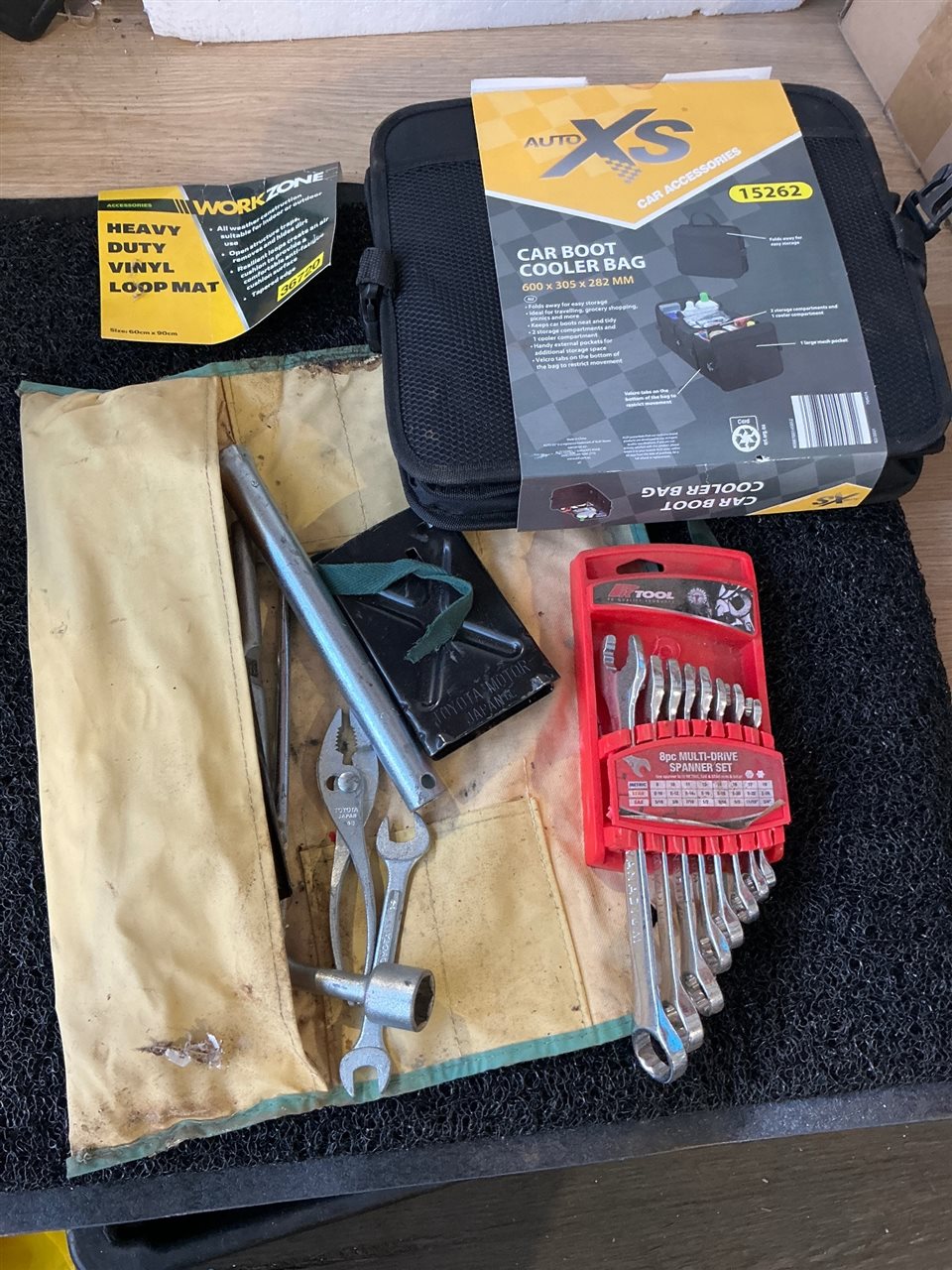 Toyota Car Tool Kit , Spanners , Mat and Cooler Bag
