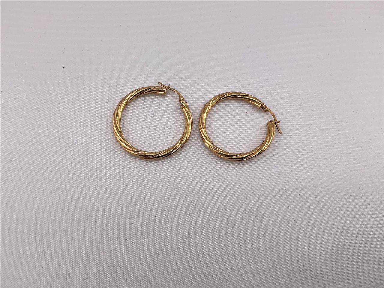 9ct Yellow Gold Hoop Earrings