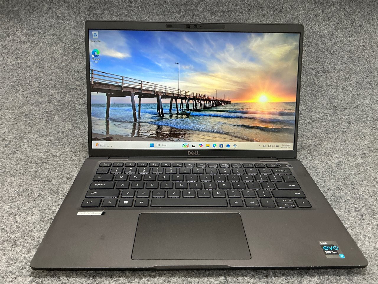Dell Latitude 7420 - Intel Core i7-1185G7, 32 GB RAM, 512GB NVMe SSD with Adapter