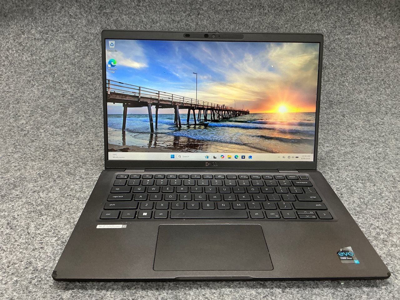 Dell Latitude 7420 - Intel Core i7-1185G7, 32 GB RAM, 512GB NVMe SSD with Adapter
