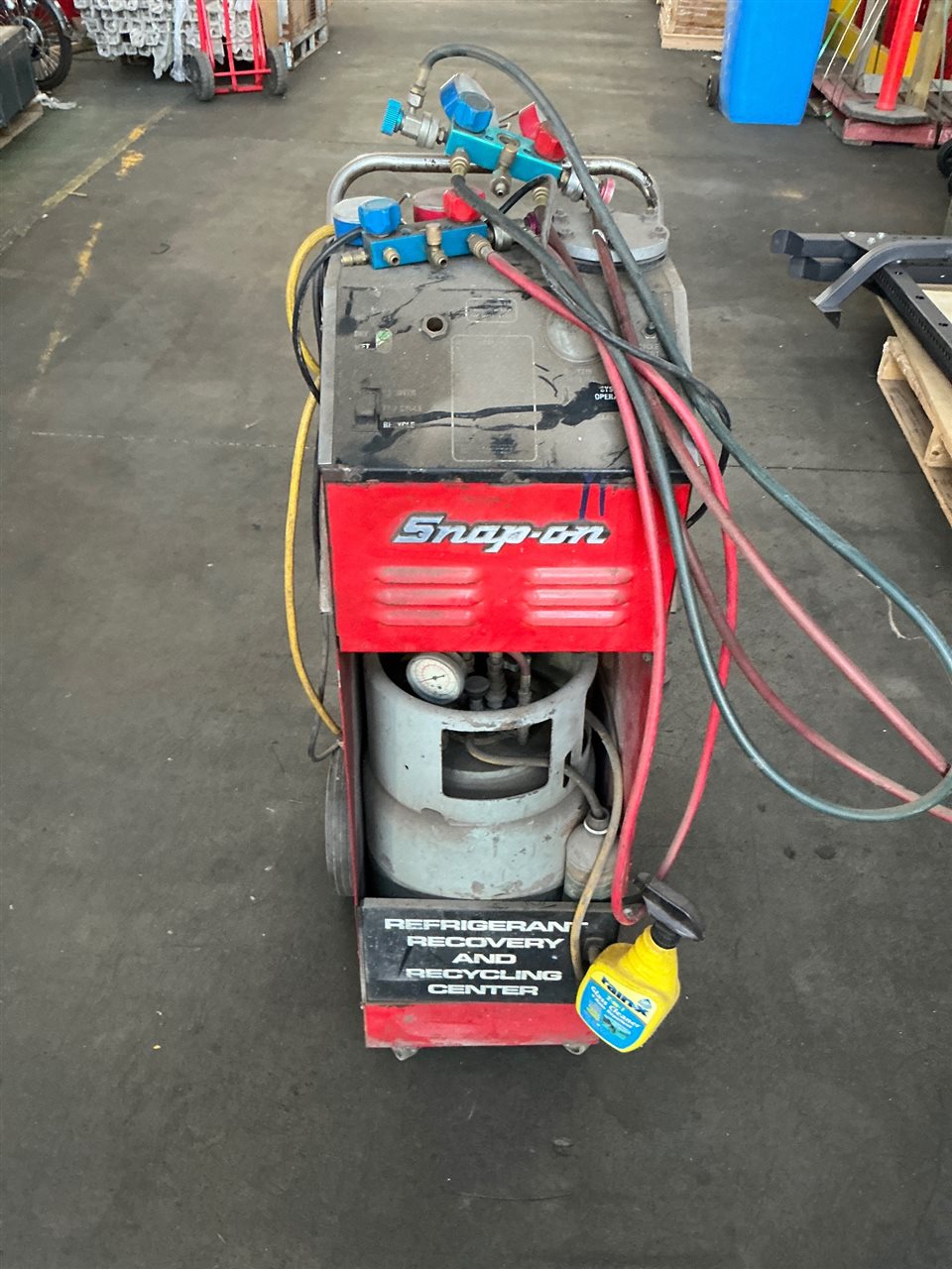 Snap On Refrigerant Recovery and Recycling Centre- Model ACT-2500