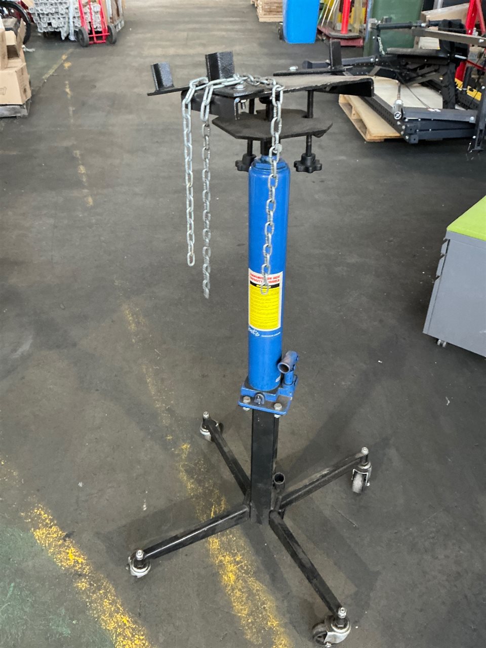 Transmission Jack Capacity 1,000 Lb