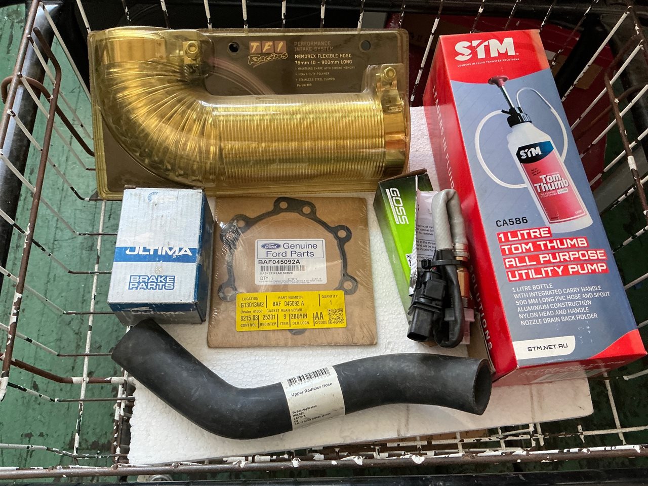 Auto Parts Include Flexible Hose Brake Pads, Oxygen Sensor and Utility Pump