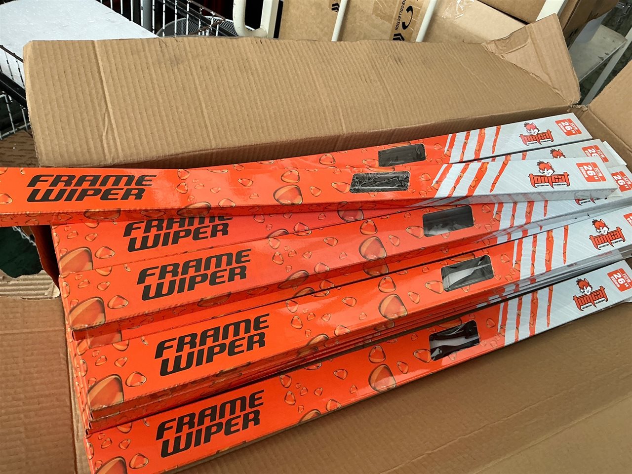 Framed Wiper Blade - Tom Cat -26 “   ( 650 mm )Sold Per Each
