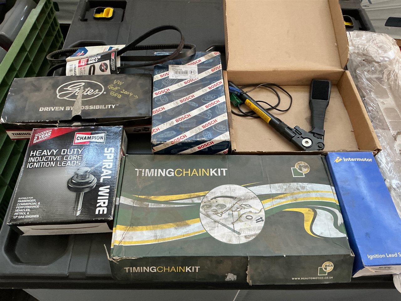 Auto Parts Include Ignition Leads Belt Timing Chain Kit