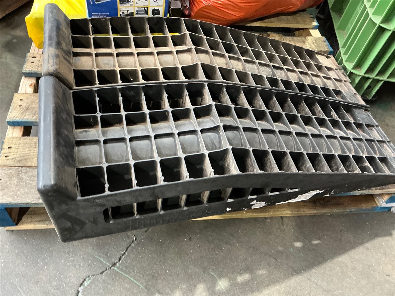 Pair Plastic Ramps