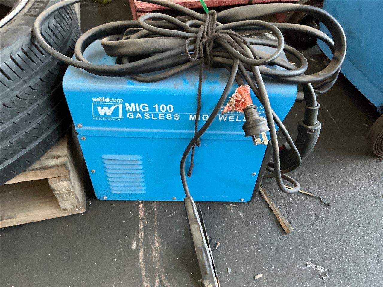 Mig Welder Gasless - Mig 100 - Not Tested