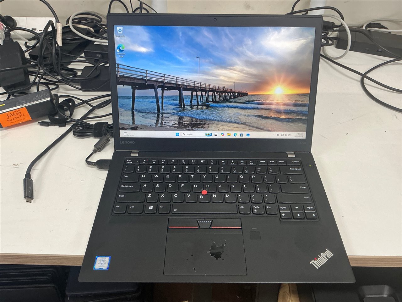 Lenovo 20HGS5GB00 ThinkPad T470s - Intel Core i7-7600U CPU, 8 GB RAM, 256GB NVMe SSD with Adapter