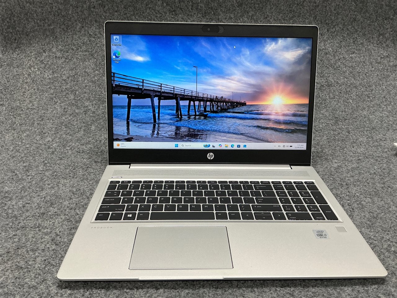HP ProBook 450 G7 SBKPFV3 - Intel Core i7-10510U CPU, 16 GB RAM, 256GB NVMe SSD no Adapter