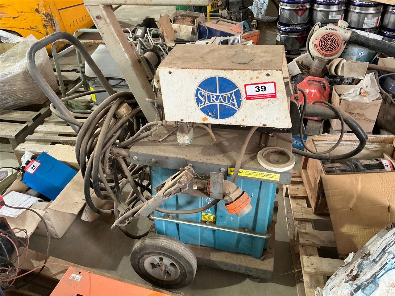 Strata 375 STM Mig Welder 3. Phase- Not Tested - Collect From Penfield Gardens )
