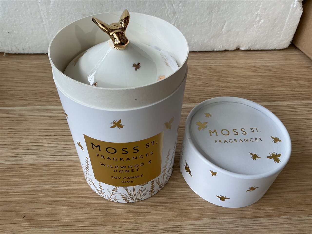 Moss st Wildwod / Honey Candle   -600 G