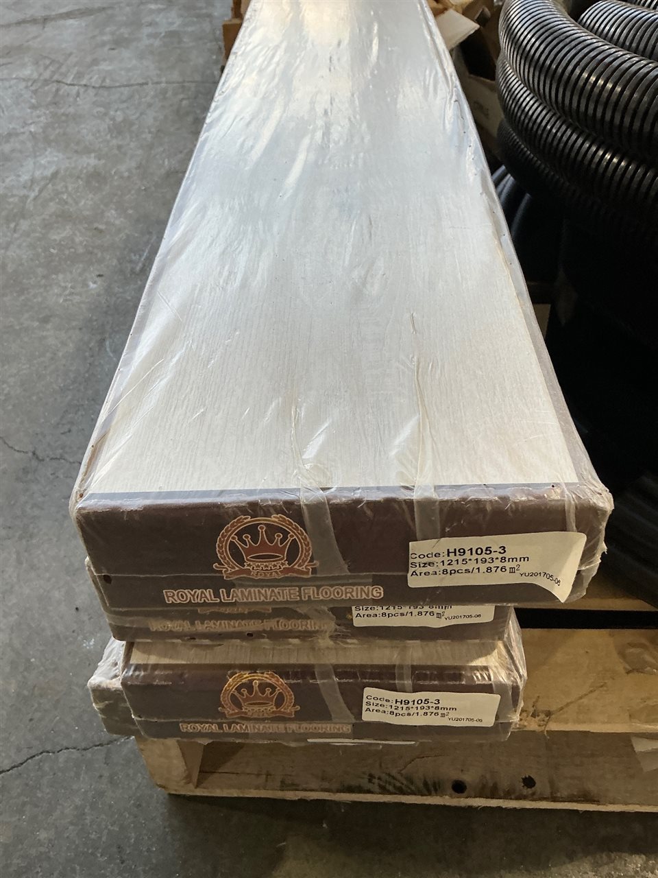 Laminate Flooring -5 Boxes, Grey Oak Style- Size 1215 x 193x 8 mm
