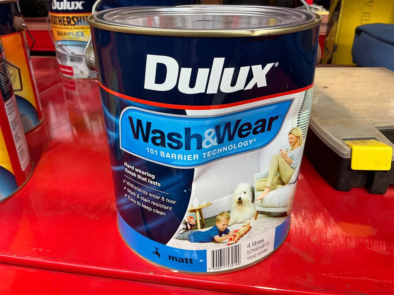 Dulux Wash & Wear Matt -Vivid White - 4 Litre