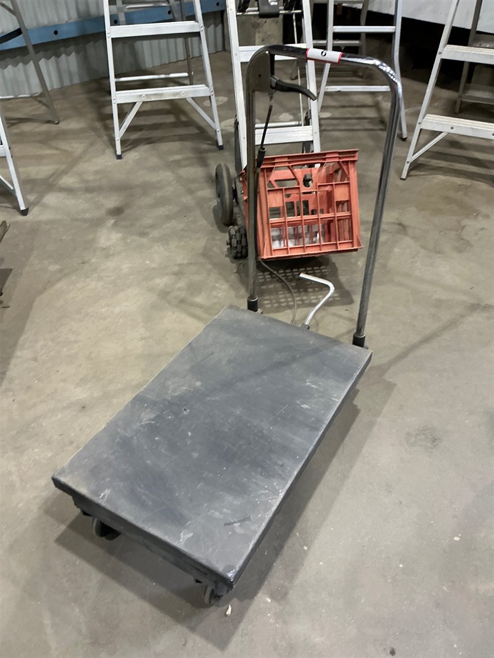 Lift Trolley (Located At Wingfield)