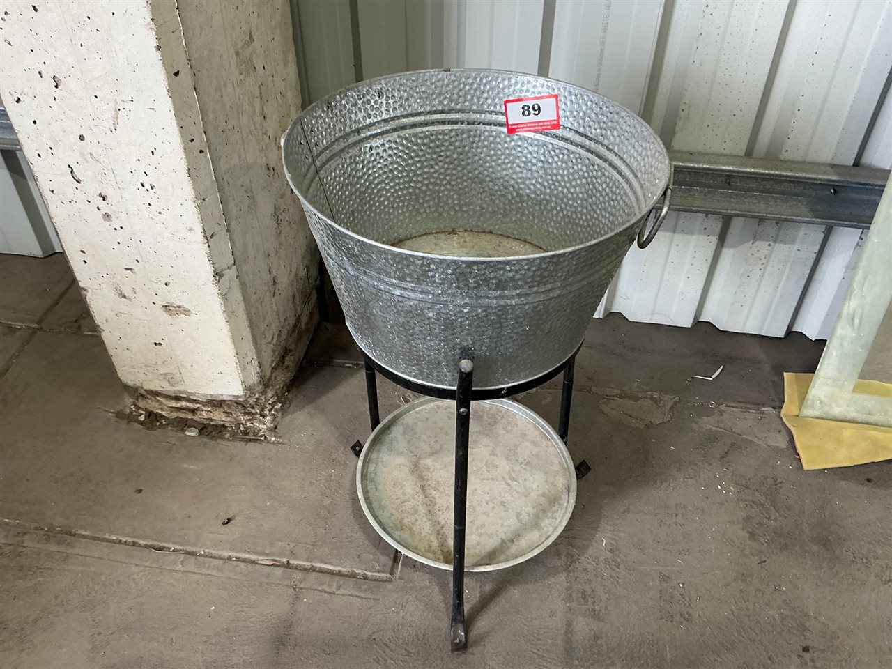 Champagne/Beer Ice Bucket (Located at Wingfield)