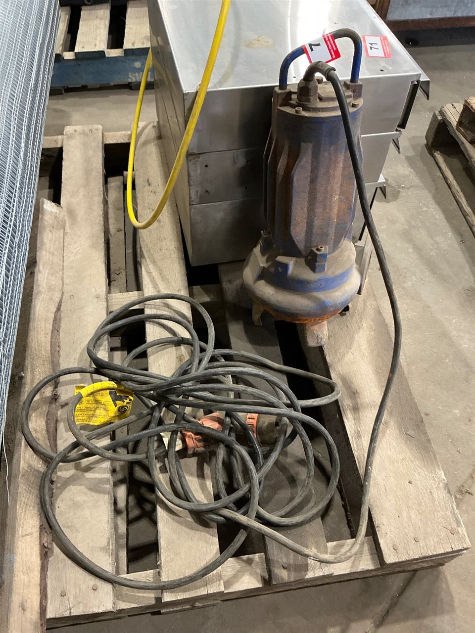 3 Phase 415V Submersible Pump (Located At Wingfield)