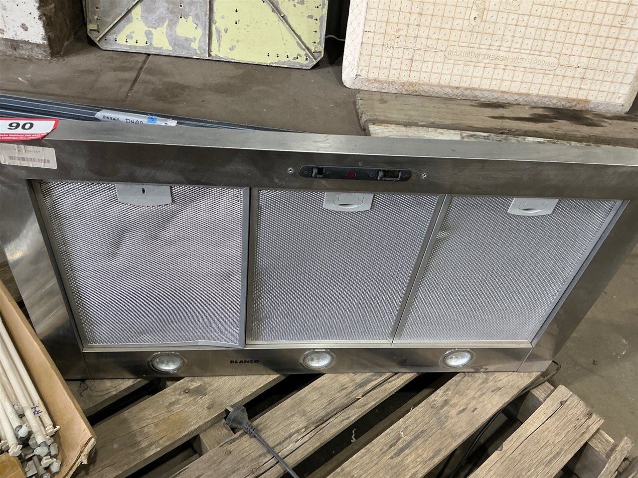 Blanco Rangehood Ex Display 900mm W x 490mm D (Located At Wingfield)