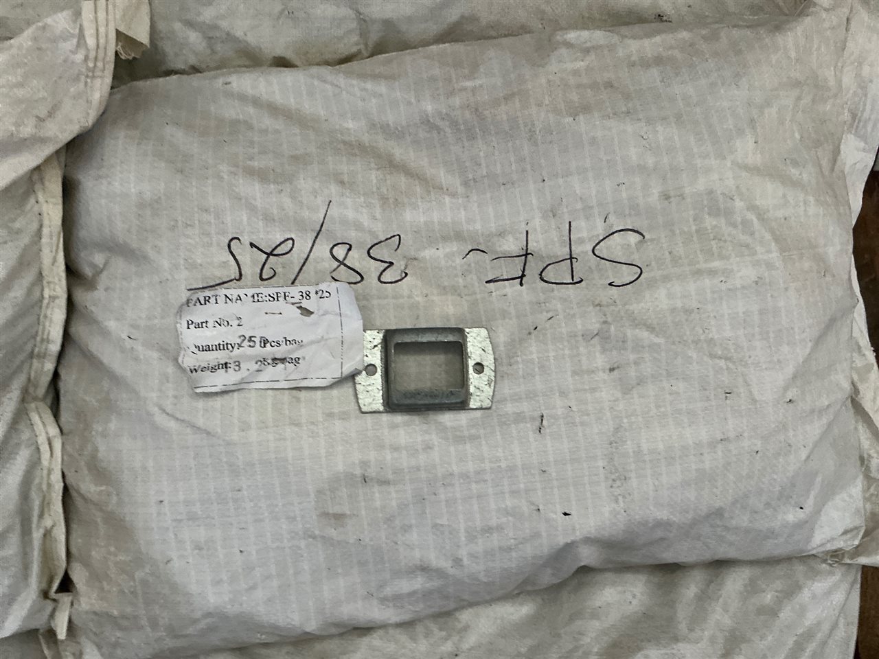 Galv Fence Brackets - 38/25 mm - Quantity of 250