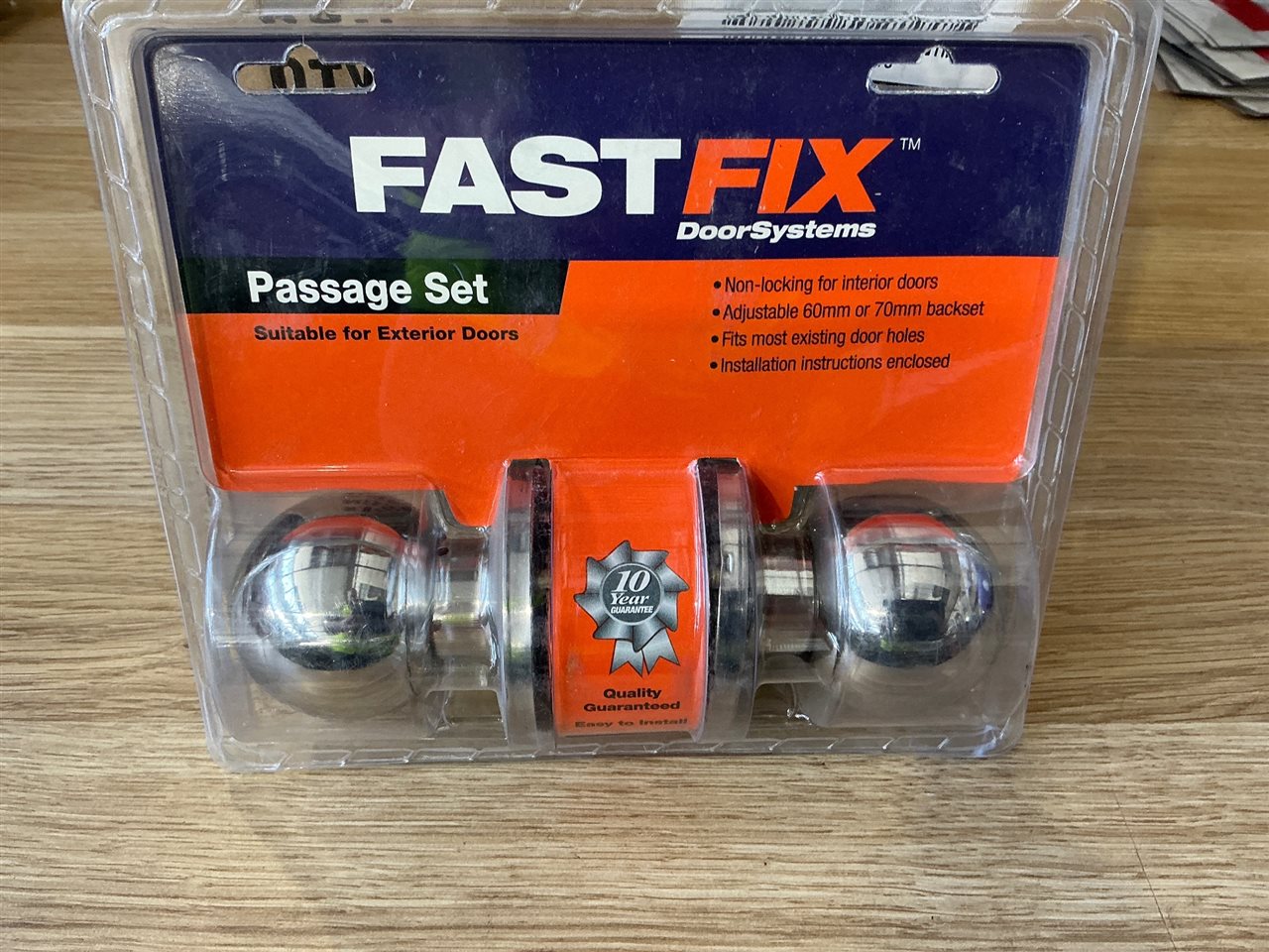 Passage Door Sets - Quantity of 7  - Fast Fix - Non-Locking For Interior Doors