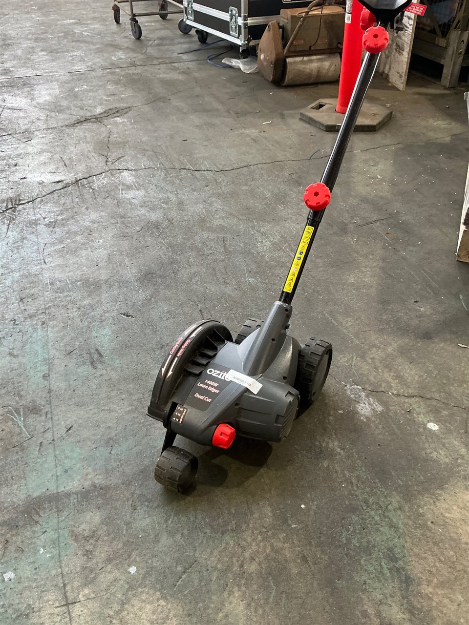 Ozito Electric Lawn Edger - Dual Cut