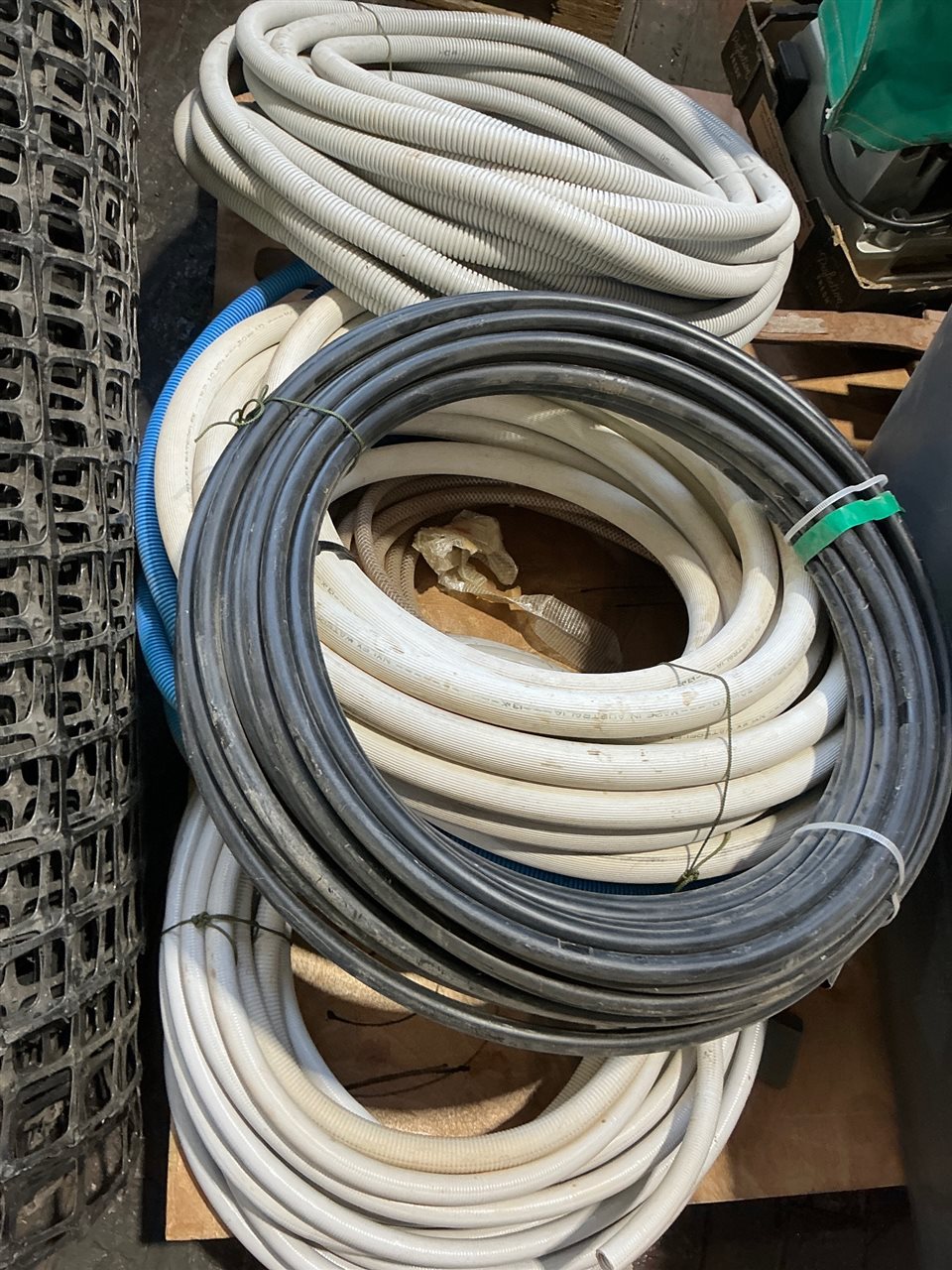 Quantity of Hose and Conduit