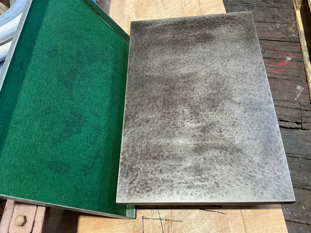 Surface Plate-450 x300 mm