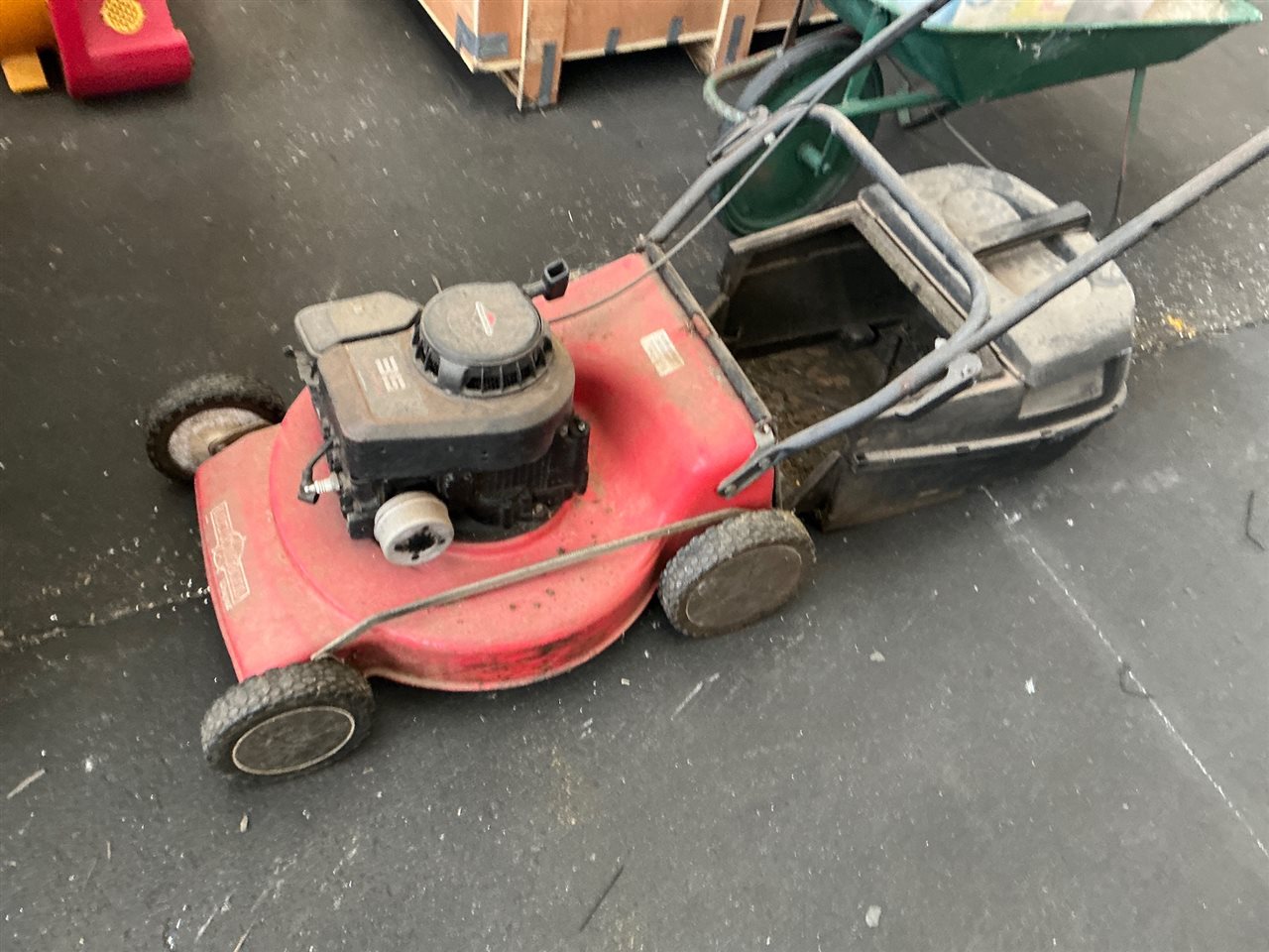 Masport Lawn Mower B &S 4 Stroke - with Catcher - Not Tested