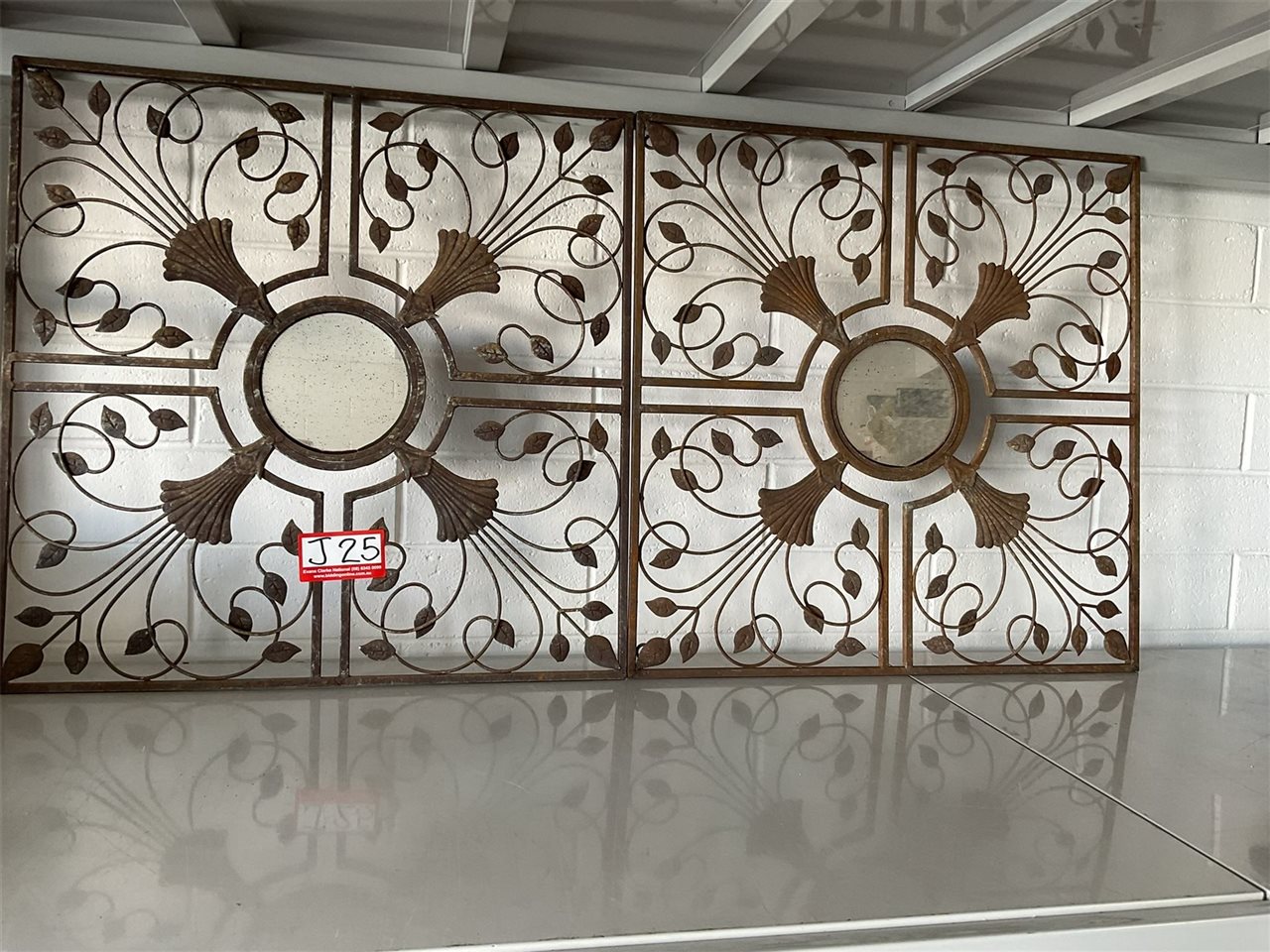 2 Decorative Metal Pieces, 55 Cm X 55 Cm Each