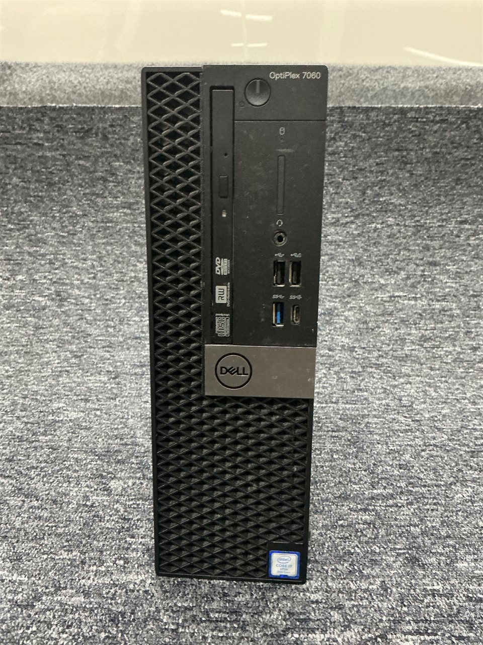 Dell Optiplex 7060 - Intel Core i7-8700 CPU, 16 GB RAM No SSD